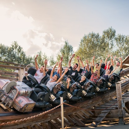 Cover image: Walibi Rhône-Alpes : Parc d’Attractions Familial entre Sensations et Aventures