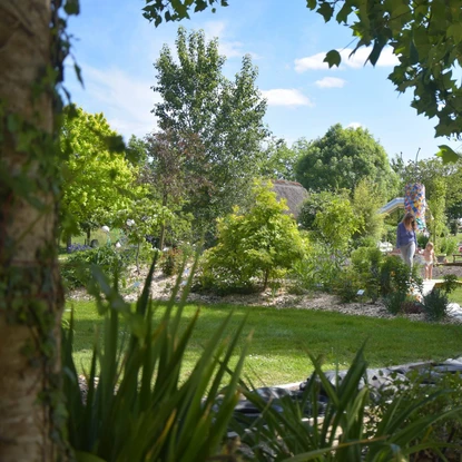 Image de couverture : Jardin de Brocéliande