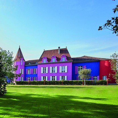 Image de couverture : Découvrez Le Stelsia : un lieu unique et coloré dans le Lot-et-Garonne