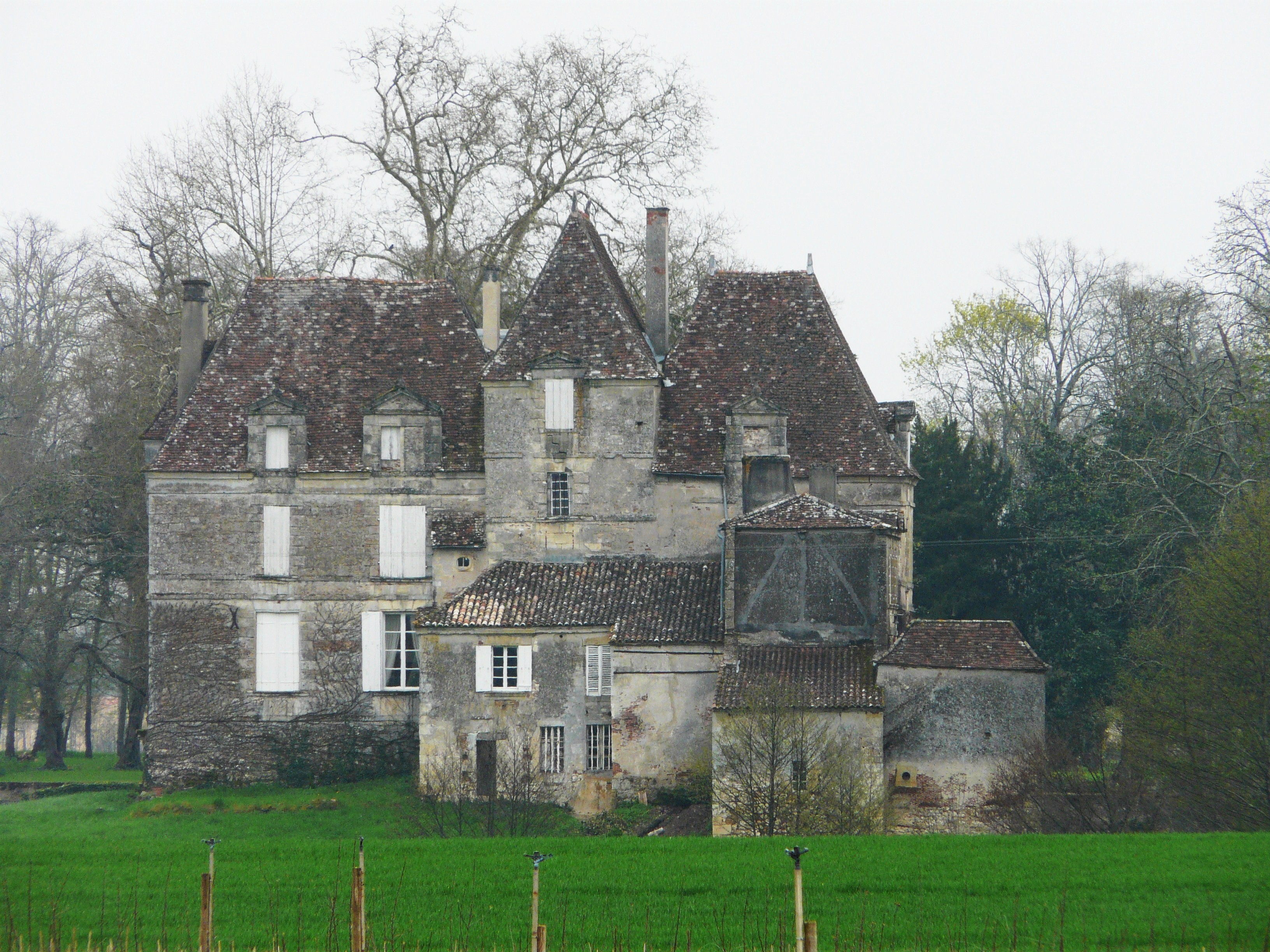 Cover image: Chambre d'hôtes à Lamonzie-Saint-Martin