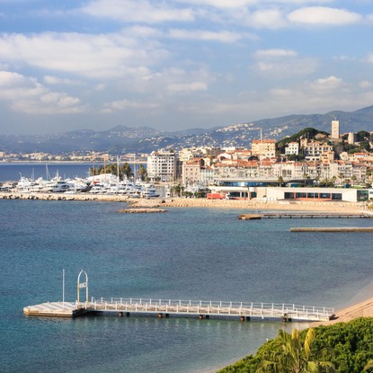 Image de couverture : Location de vacances à Cannes
