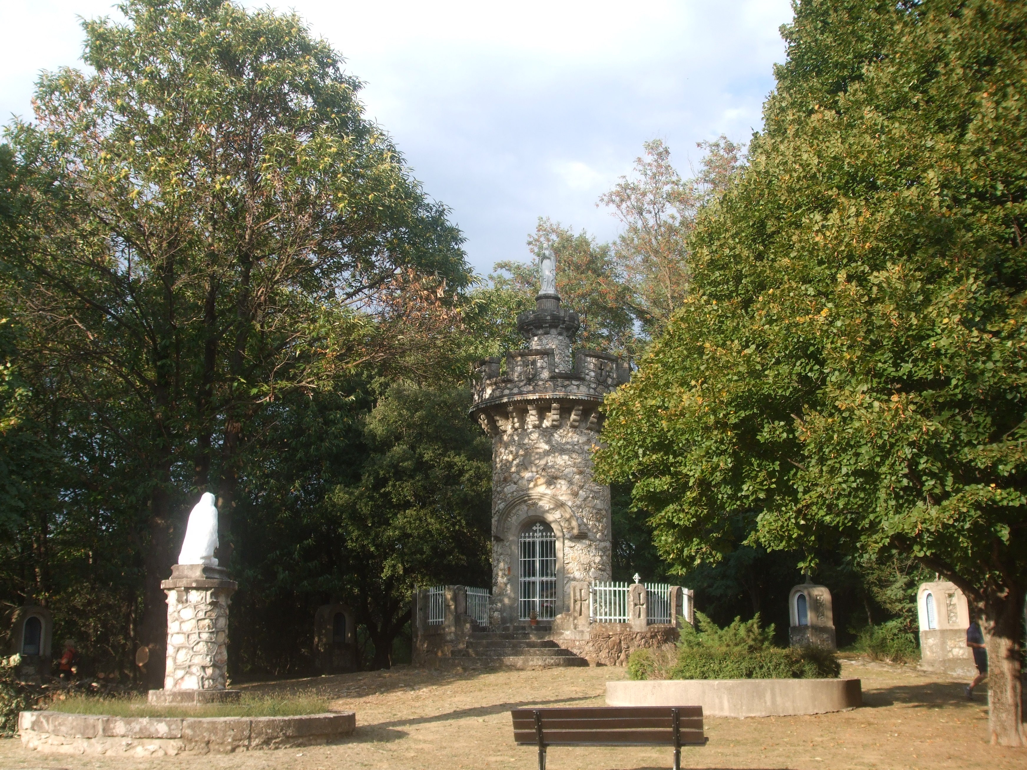 Cover image: Location de Gîtes à Gravières