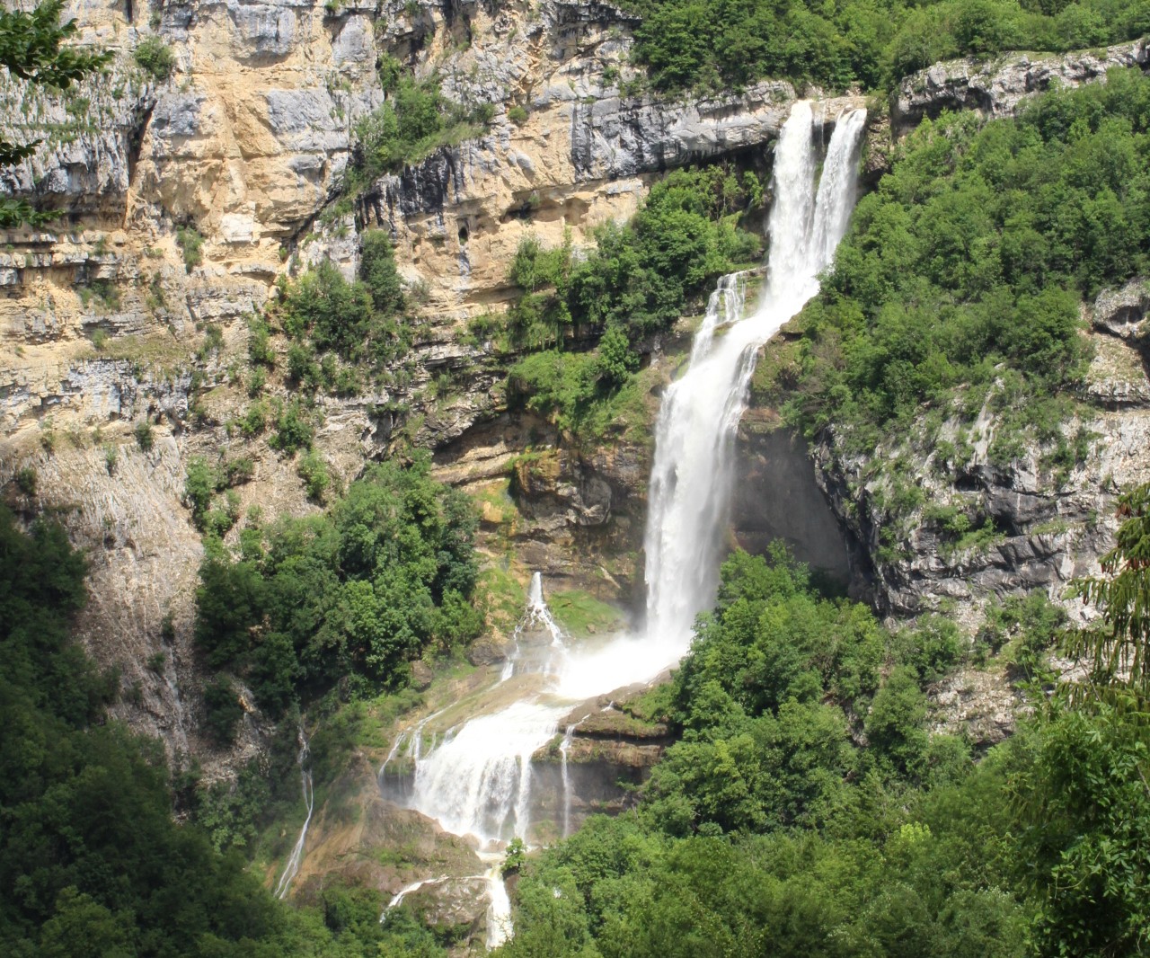 Charabotte waterfall