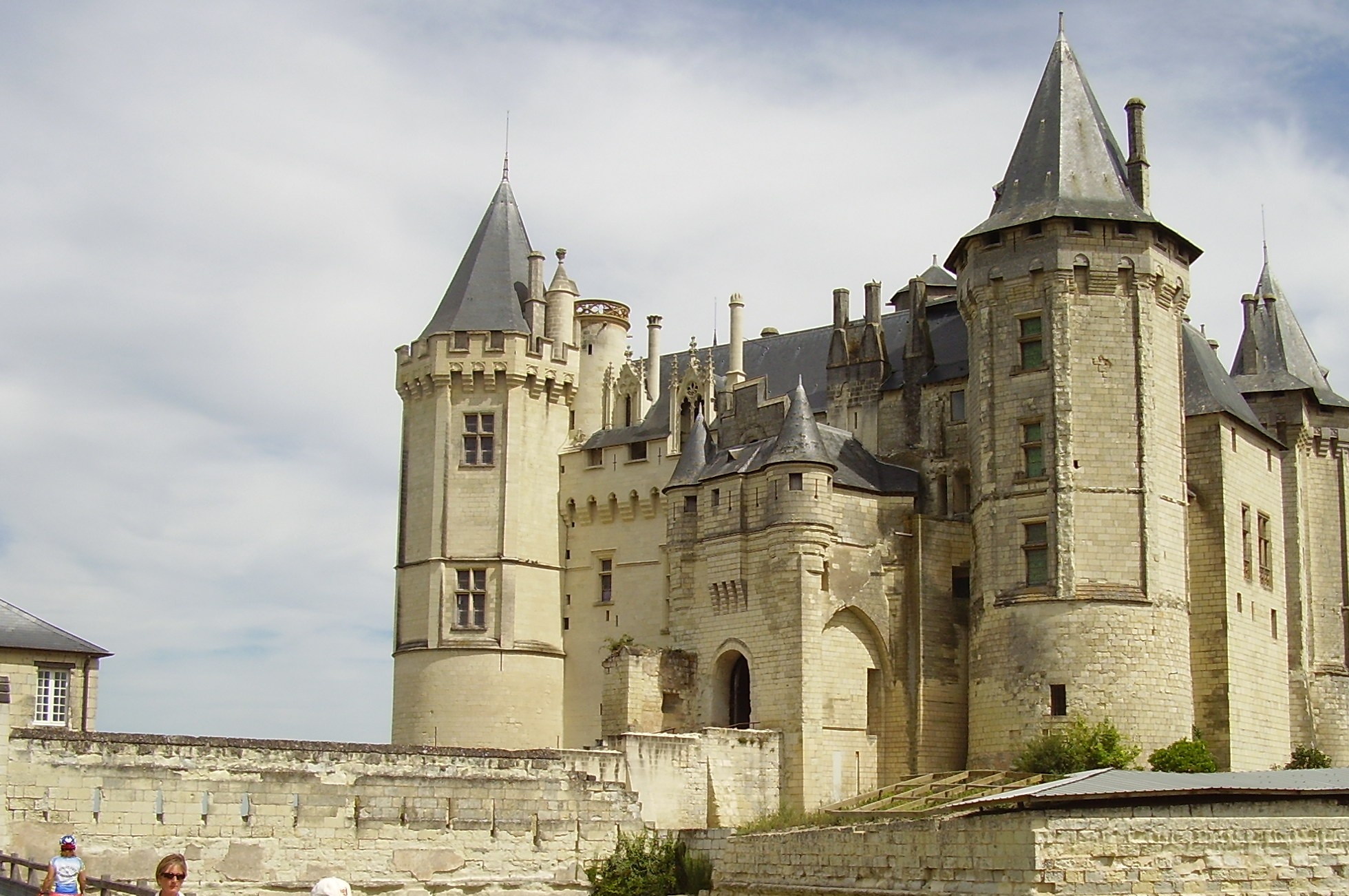 Spectacle avec chevaux blancs : Le signe du Triomphe.