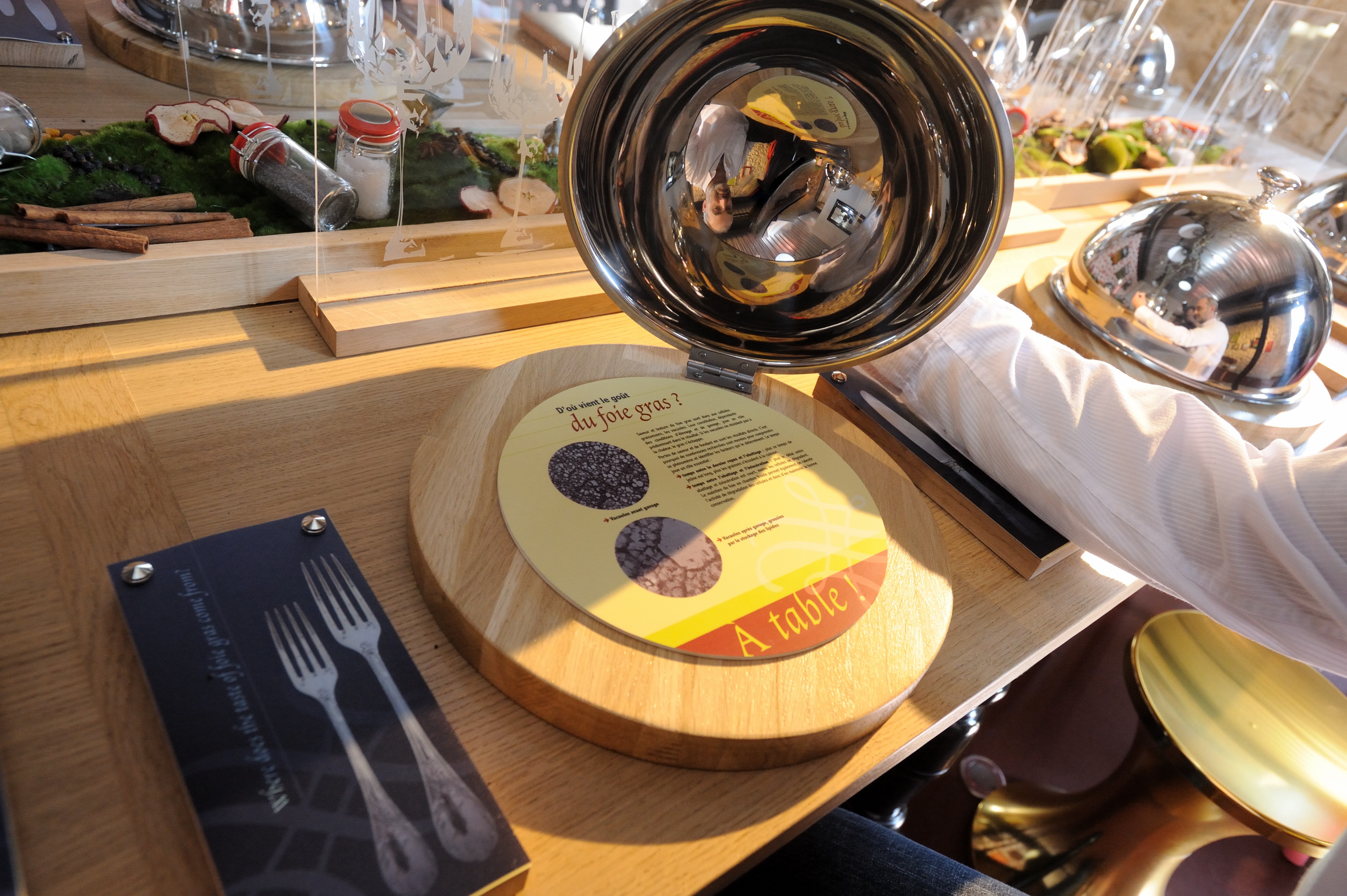 Musée de la truffe à Thiviers, exposition sur la culture et l'histoire de la truffe, un lieu incontournable pour les amateurs de gastronomie.