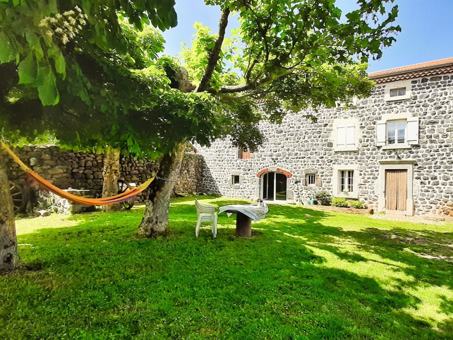 Bienvenue chez Laure ! Maison de vacances tout confort !