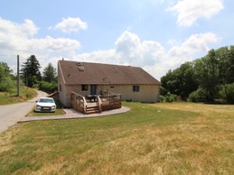 Au calme de la prairie et de sa proche forêt - Gite des Roches