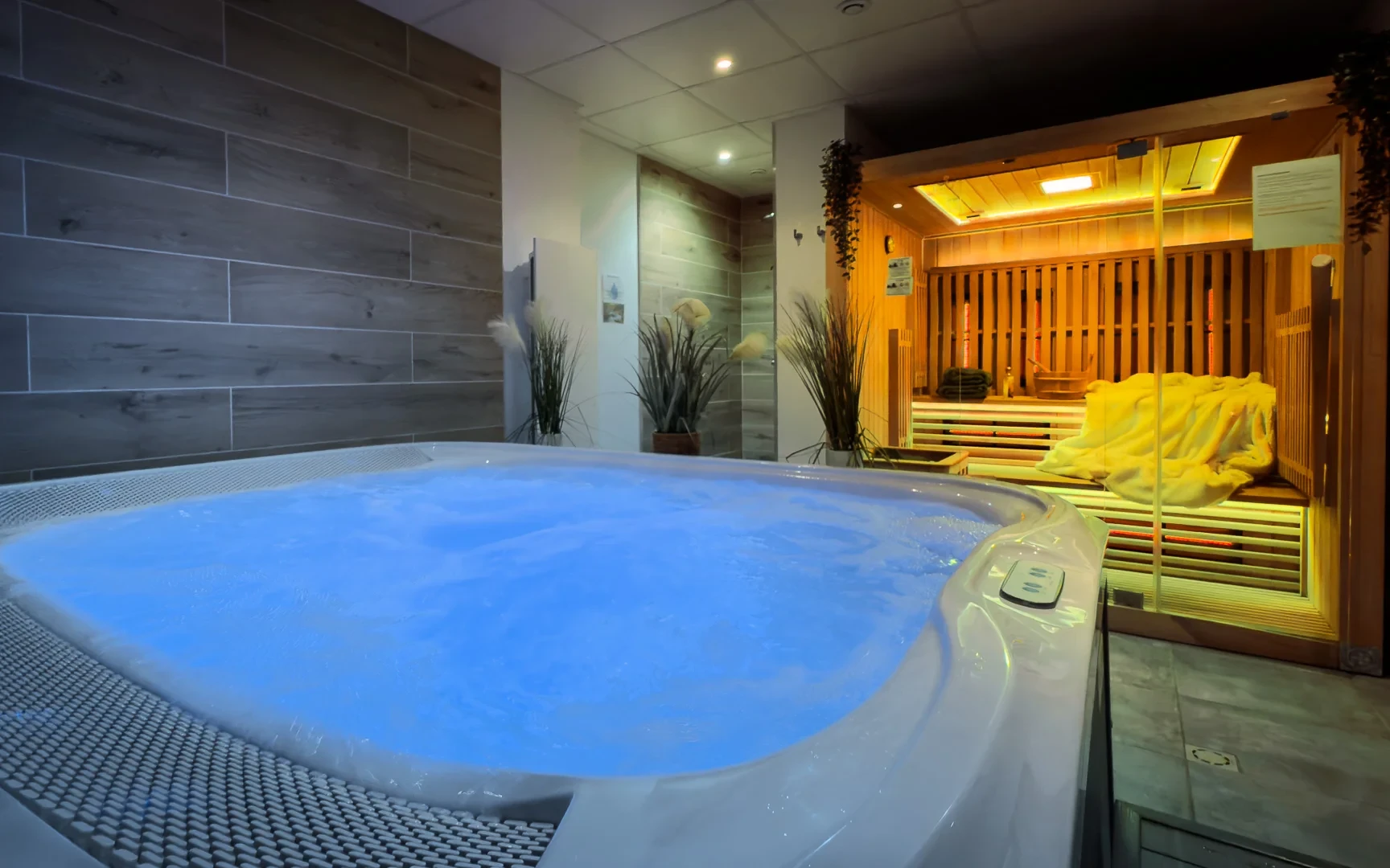 Wellness area with spa and sauna - Gîte La Vosgienne with Spa and Sauna, 10min from Gérardmer