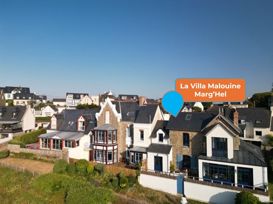 Façade de la Villa Malouine Marg'Hel côté sentier côtier.