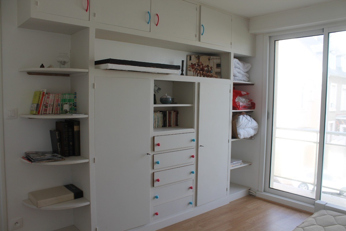 Chambre 2 : 2 lits avec balcon