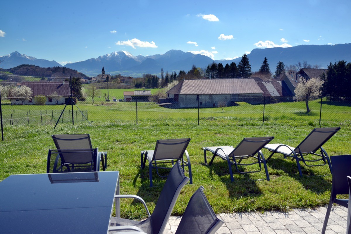Le Gîte la Passer’ELLE qui se situe dans le Trièves ( dans l'Isère) pour 14 personnes