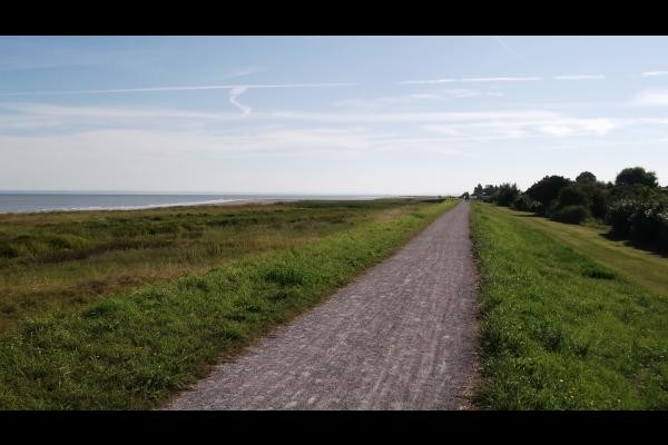 Voie verte sur la digue