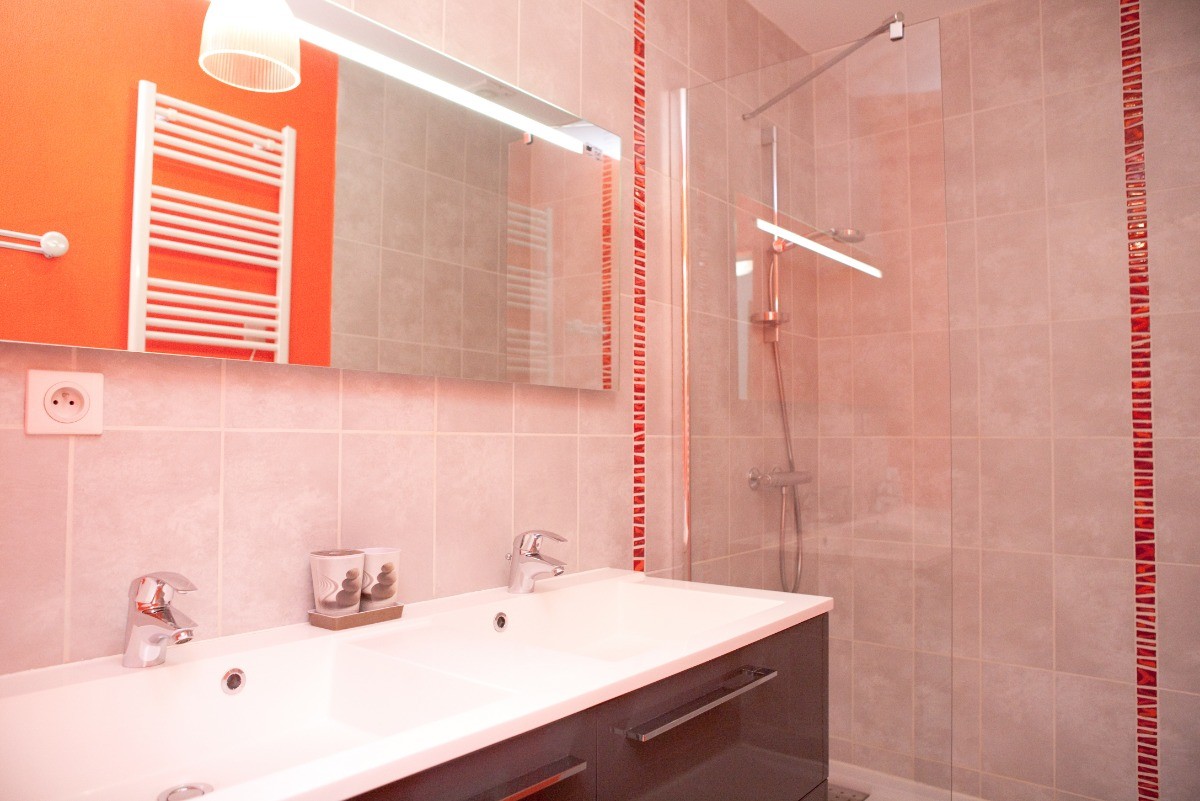 Gîte Clévacances - Logis du Castelviel - Albi - Tarn - Occitanie Sud Ouest - Salle de bain