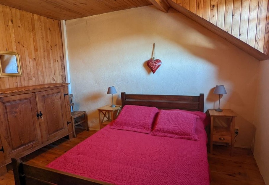 1ère chambre lit 140