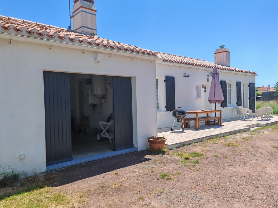 Front facade and garage