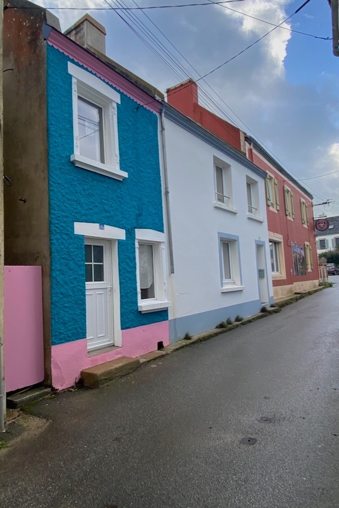 TI GLAZ, LA MAISON BLEUE ET ROSE