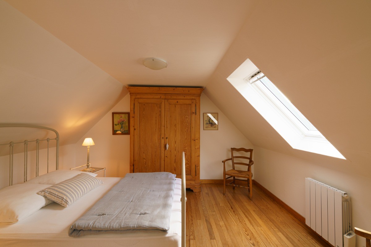 Etage: Chambre 1 avec lit 140