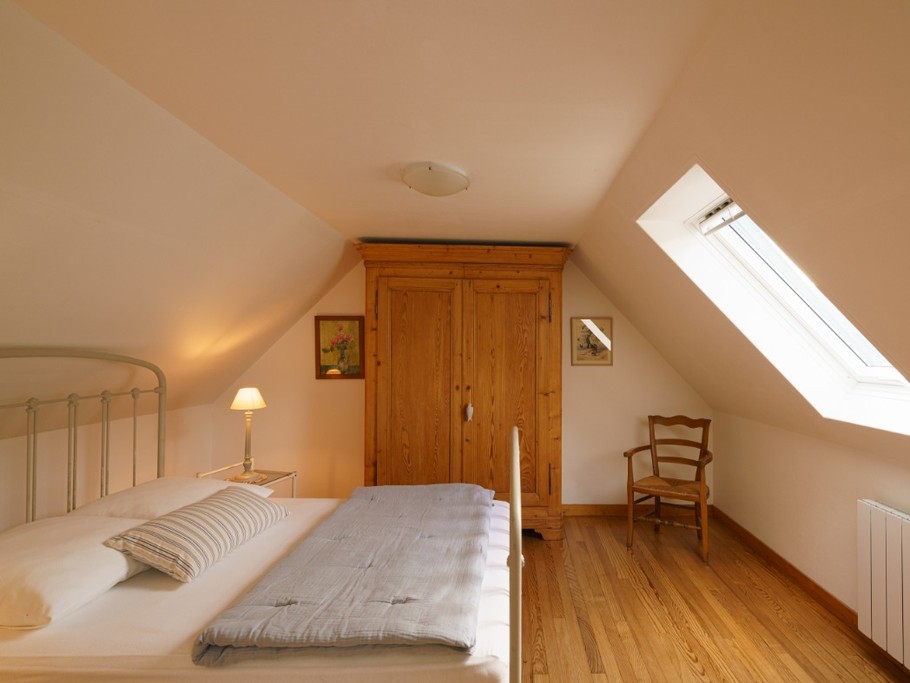 Etage: Chambre 1 avec lit 140