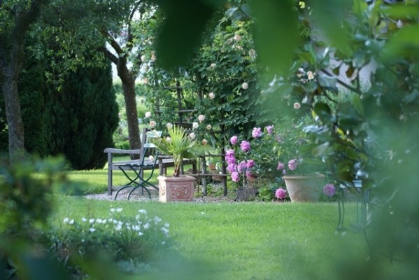 Chambre d'hôtes - Abbaye Autrey - Quiétude du jardin