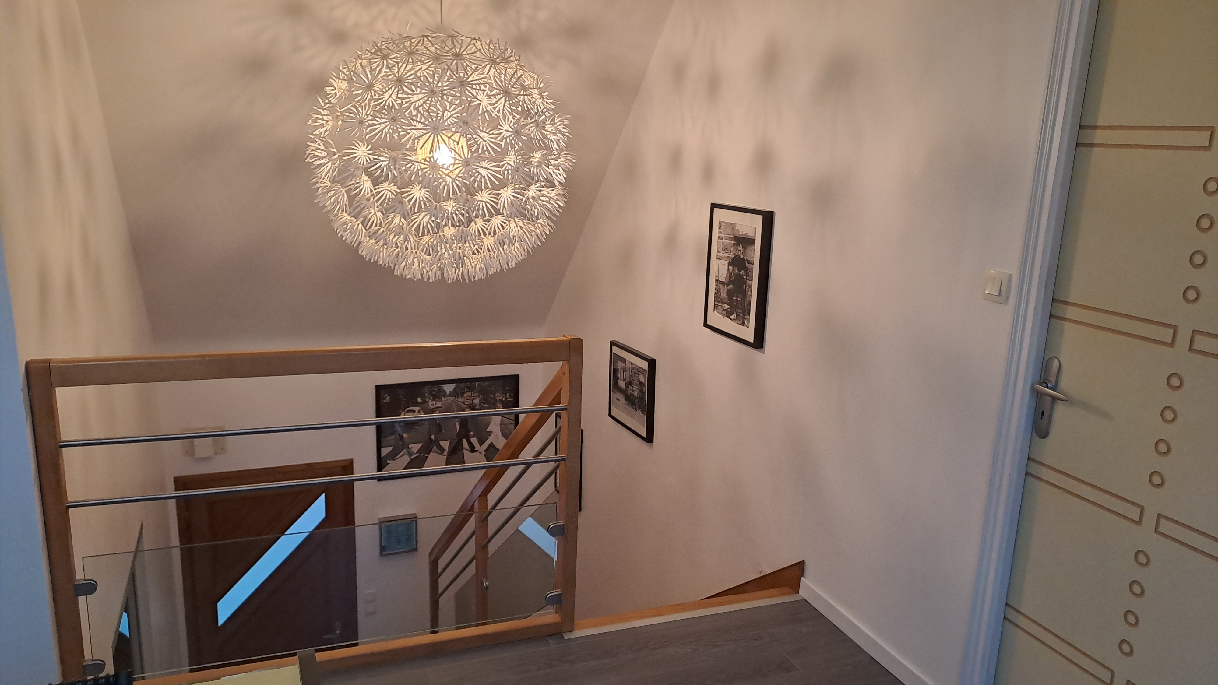 Escalier vu de la mezzanine