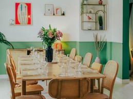 Séjour spacieux pour vos grandes tablées