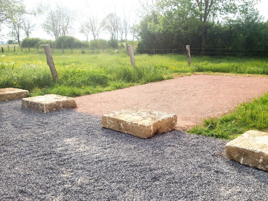 Terrain de boules / jeux - La Halte