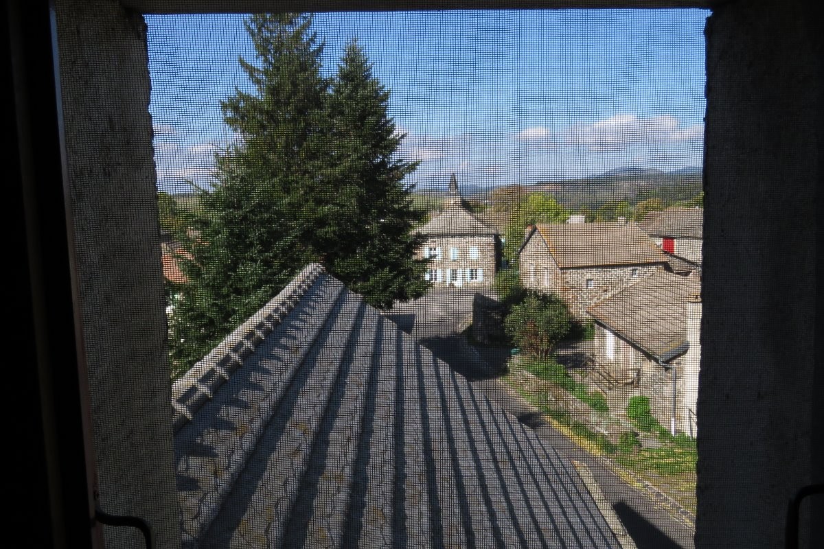 Vue de la chambre sur le village