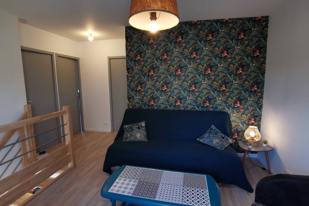 Coin salon et bureau en mezzanine