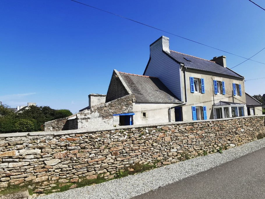 Maison bretonne avec grand jardin privatif