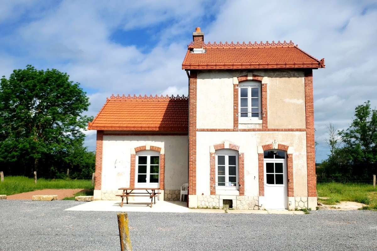 Ancienne gare - La Halte Pannes