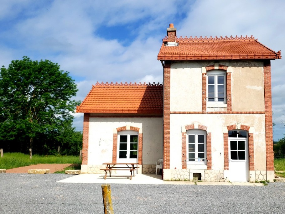 Ancienne gare - La Halte Pannes