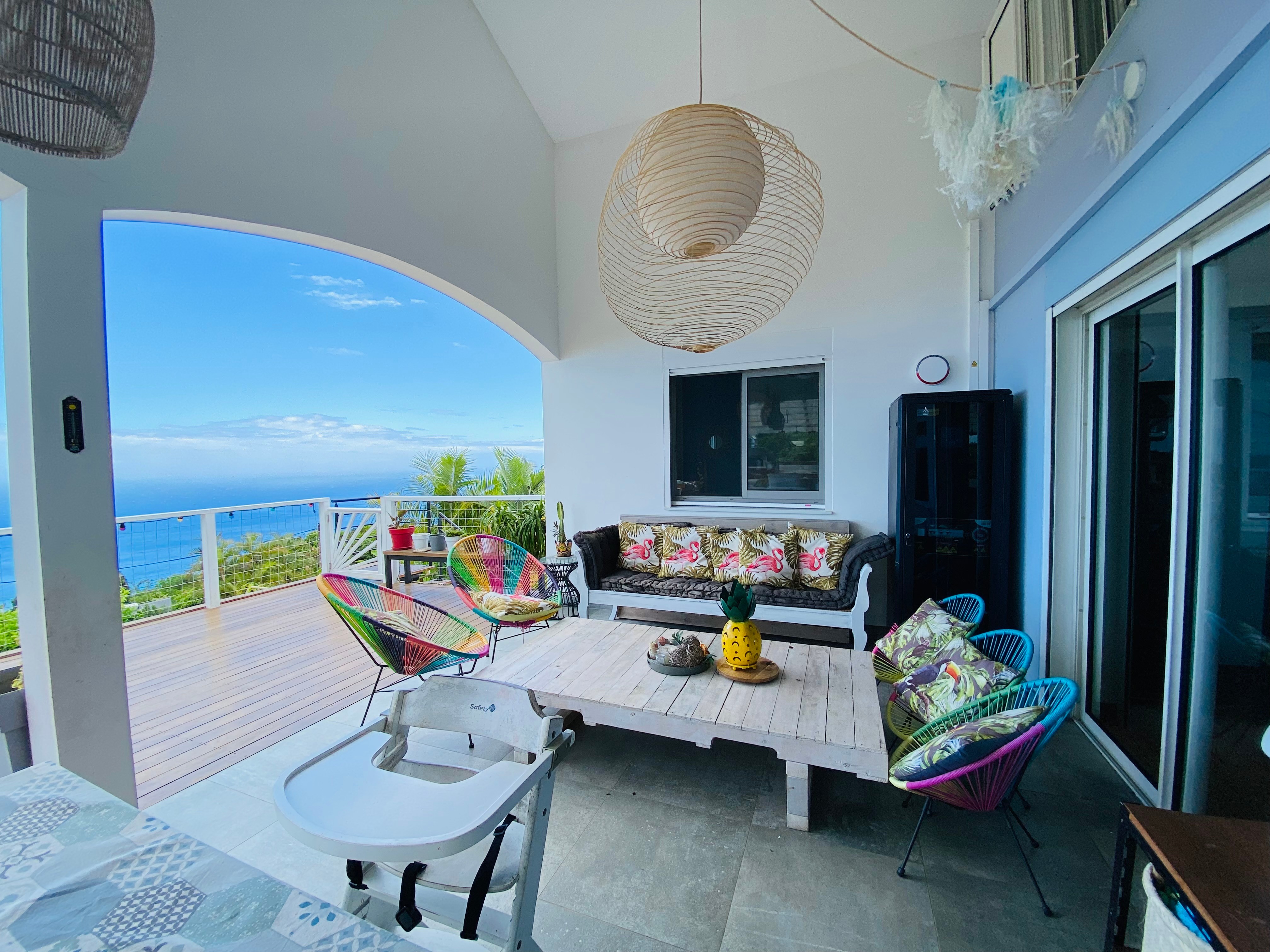 Varangue avec coin salon