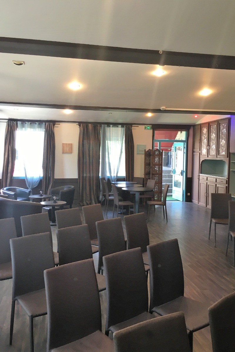 SALLE RECEPTION 50 PERS