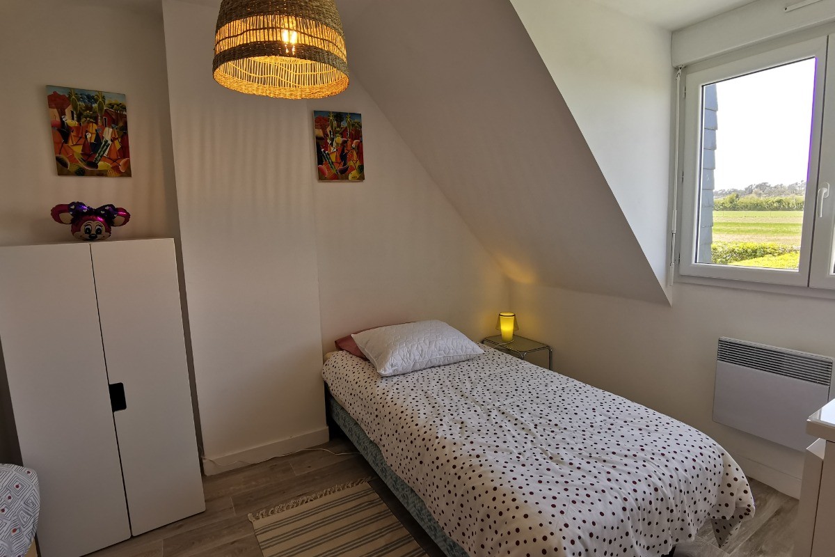 Chambre 2 avec 2 lits de 90