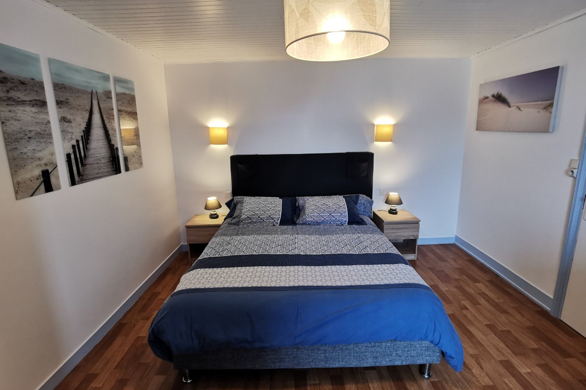 1er étage: 2eme chambre avec TV