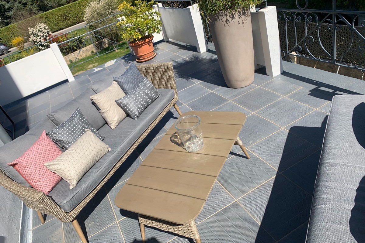 La terrasse haute