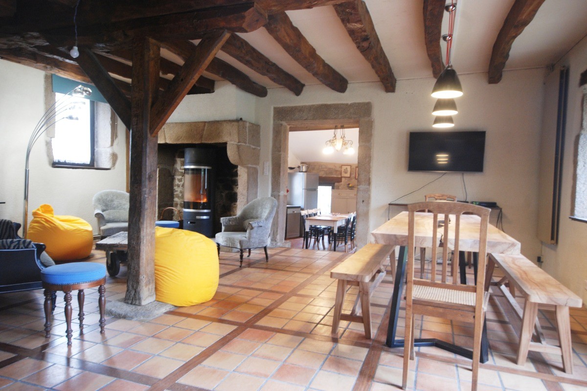 Grand séjour Gîte LE BEAUMONT DU LAC Longère 150m² Clévacances Beaumont du Lac 87120