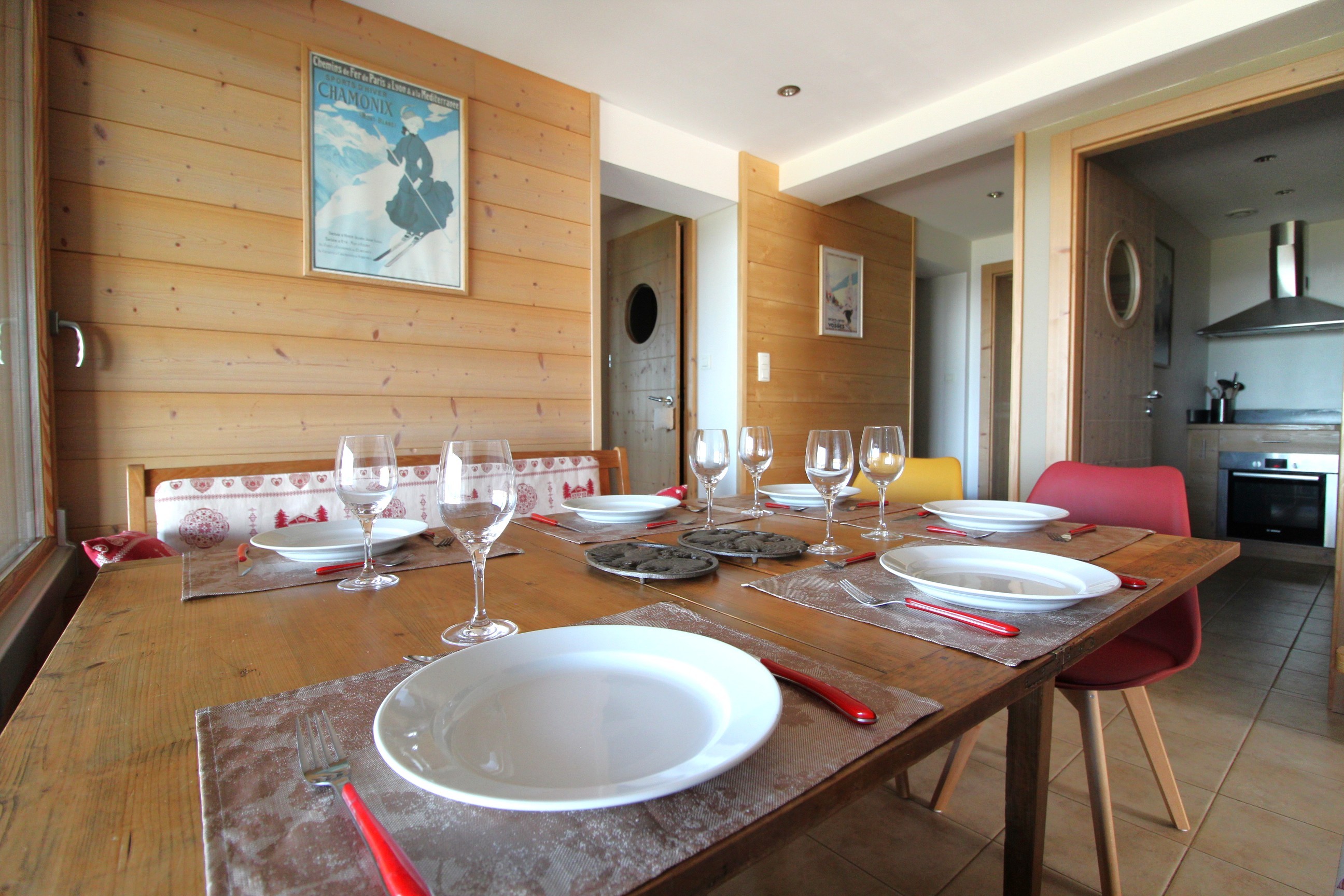 Séjour - Gîte Les Neufs Lieux – Gérardmer, 4 étoiles, piscine et vue imprenable sur le lac