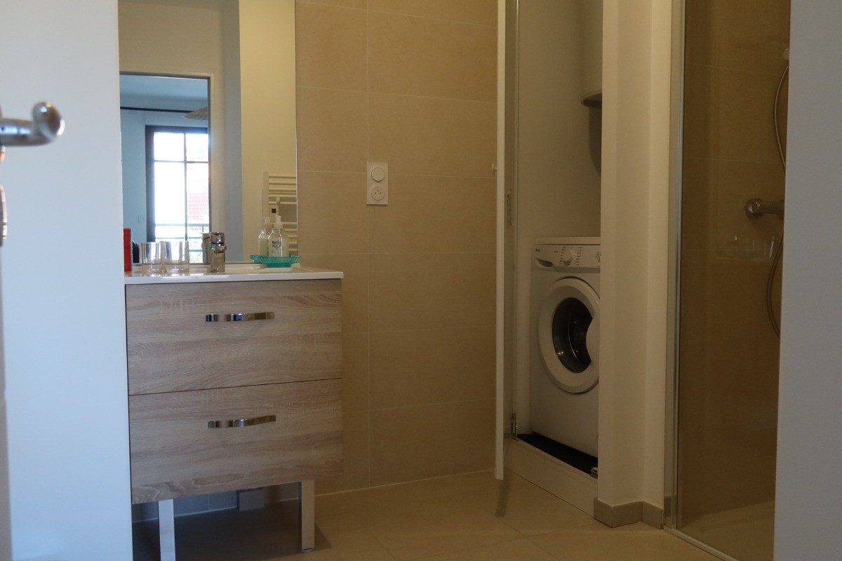 Salle de bain vue 1