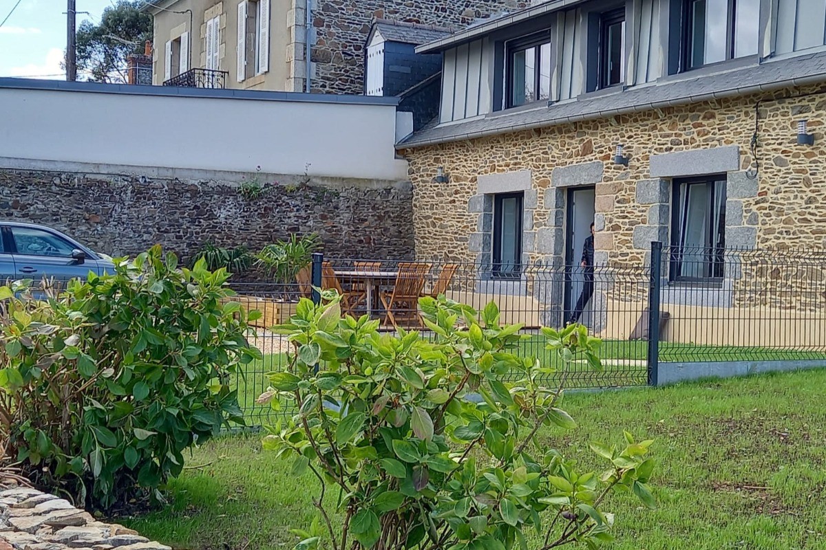 MAISON ENTIEREMENT RENOVÉE à 5 Minutes PLAGES 6 personnes BINIC COTES D'ARMOR BRETAGNE