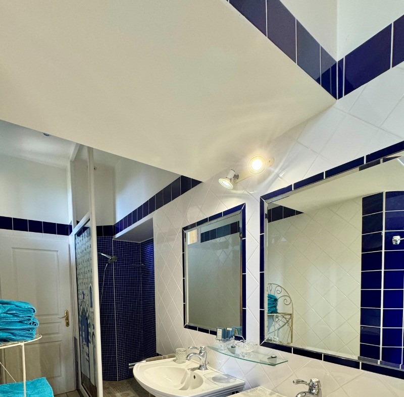 Photo n° 18 de la location