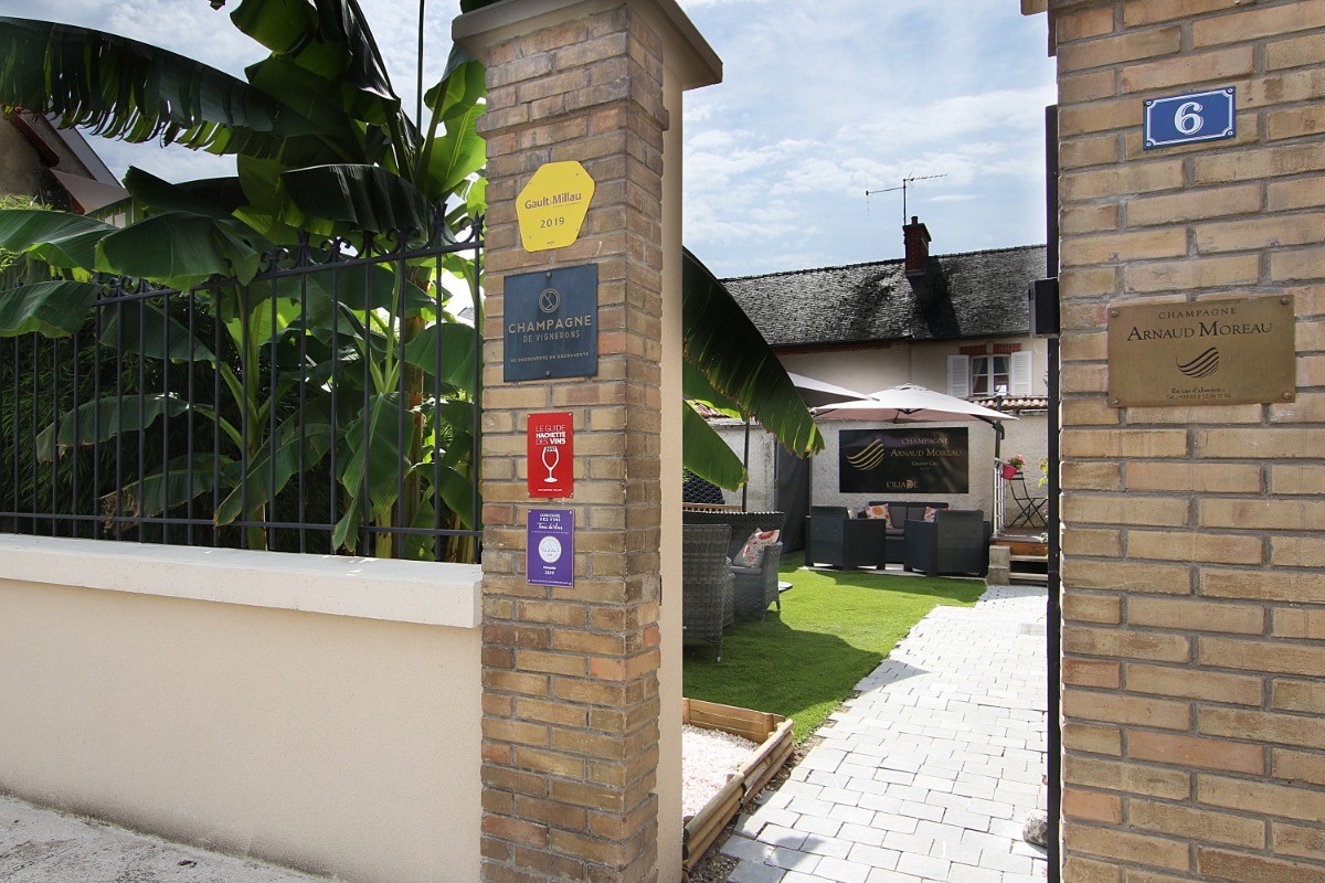 Entrée Jardin - B&B L'iliade - Bouzy