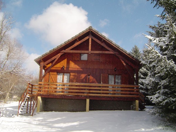 LE CHALET EN HIVER