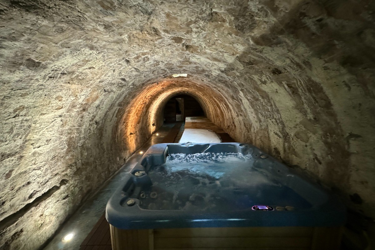 Espaces communs - Jacuzzi - Gîte Gentiane - Domaine de la Prairie des Prés