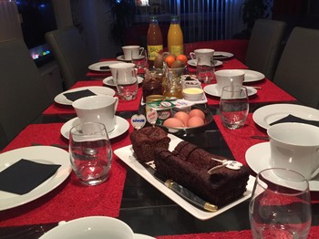 table petit-déjeuner