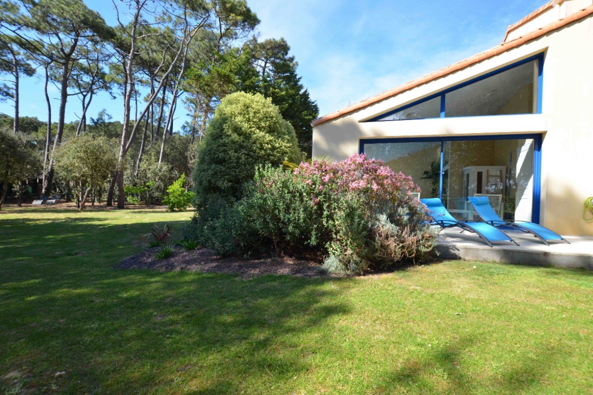 Grand parc paysagé