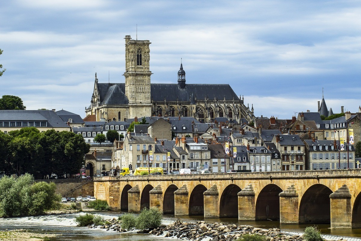 Nevers et sa cathédrale