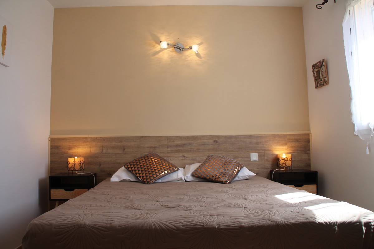 La chambre avec salle d'eau