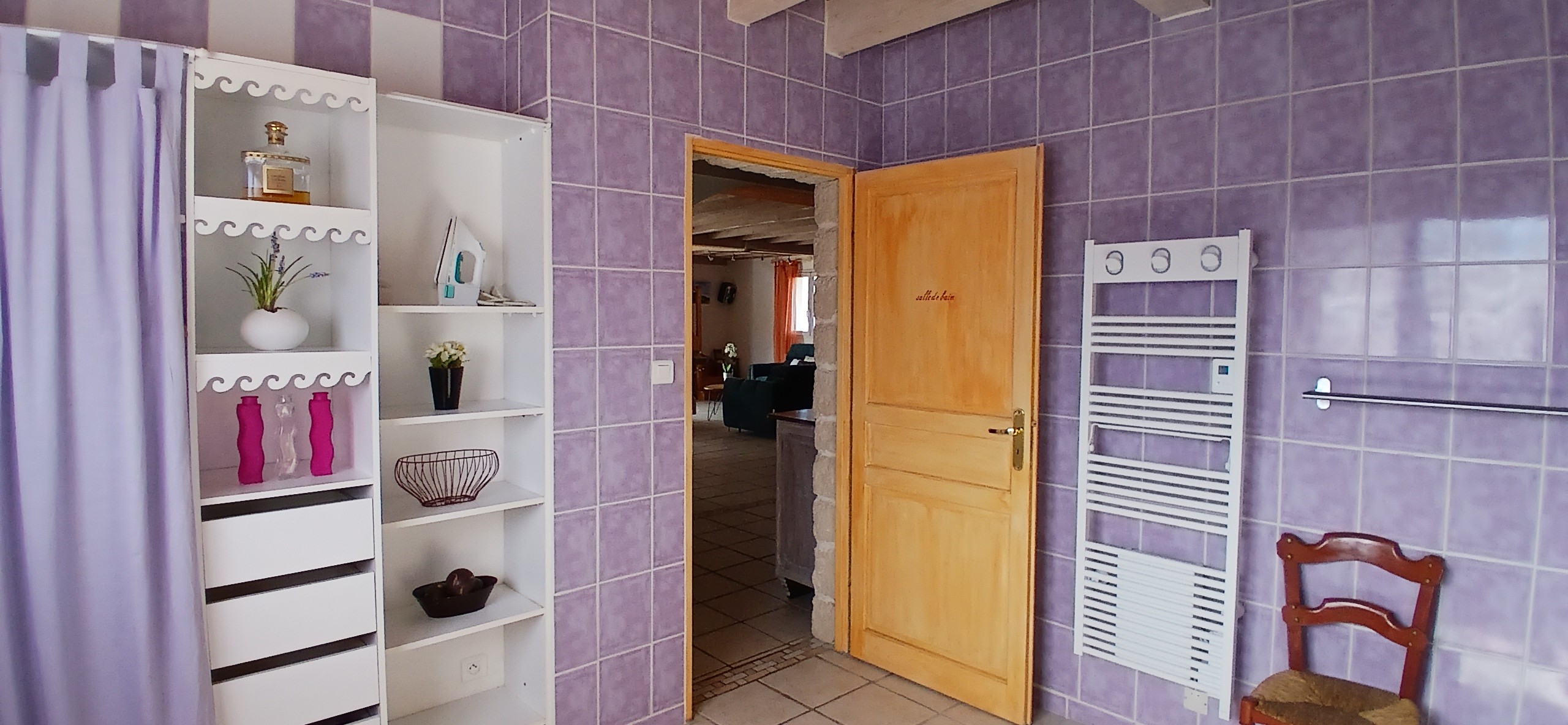 Gîte "Aupredubois", Saint Ours les Roches, Puy de Dôme, Salle d'eau