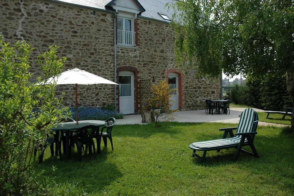 Location, Studio Loft, 2 personnes, Ploubalay, Beaussais sur Mer, Mme Blondeau